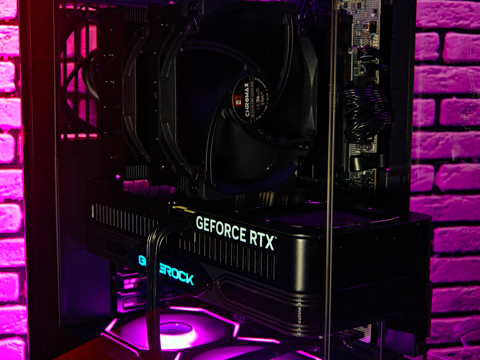 Контент-станция — Evolv X2 — фотография сборки 2