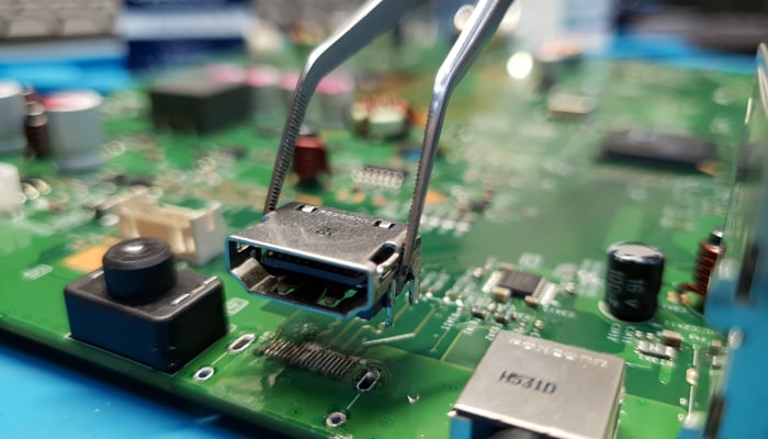 Замена HDMI-разъёма
